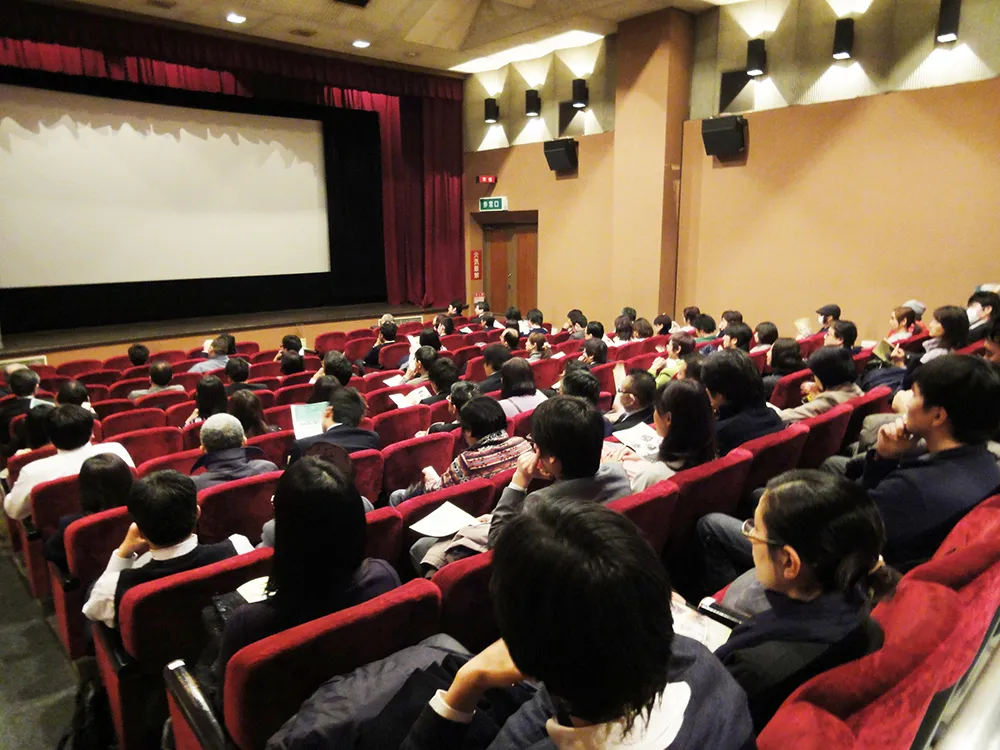 ひとりで過ごすホリディ特集〜【桜井薬局セントラルホール】 ひとりで過ごすホリディ特集〜【桜井薬局セントラルホール】