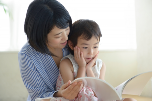 親子で楽しむ絵本特集…悪いことができなくなる怖い絵本３選