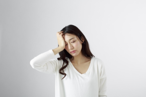 【女性の冷えのぼせ】頭が熱くて手足が冷たい！原因は？