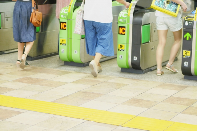 通勤通学に使える!鉄道・地図【生活に役立つ便利なサイト集】 通勤通学に使える!鉄道・地図【生活に役立つ便利なサイト集】