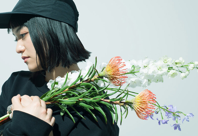 【抽選で１名様】iri　【直筆サイン入り色紙プレゼント】